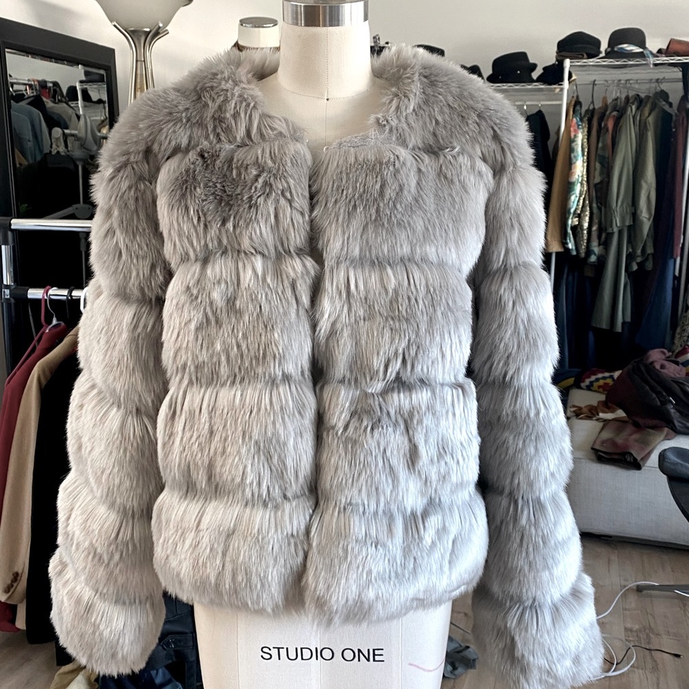 Fur cropped coat, fluffy silver grey size L!! - Picture 1 of 5
